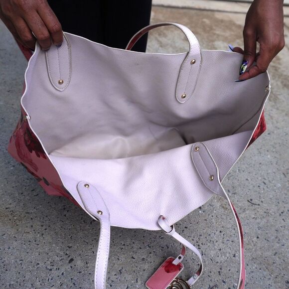 Bebe Reversible Floral Tote Bag Pink Vegan Leather Purse NWT Large - Picture 8 of 11